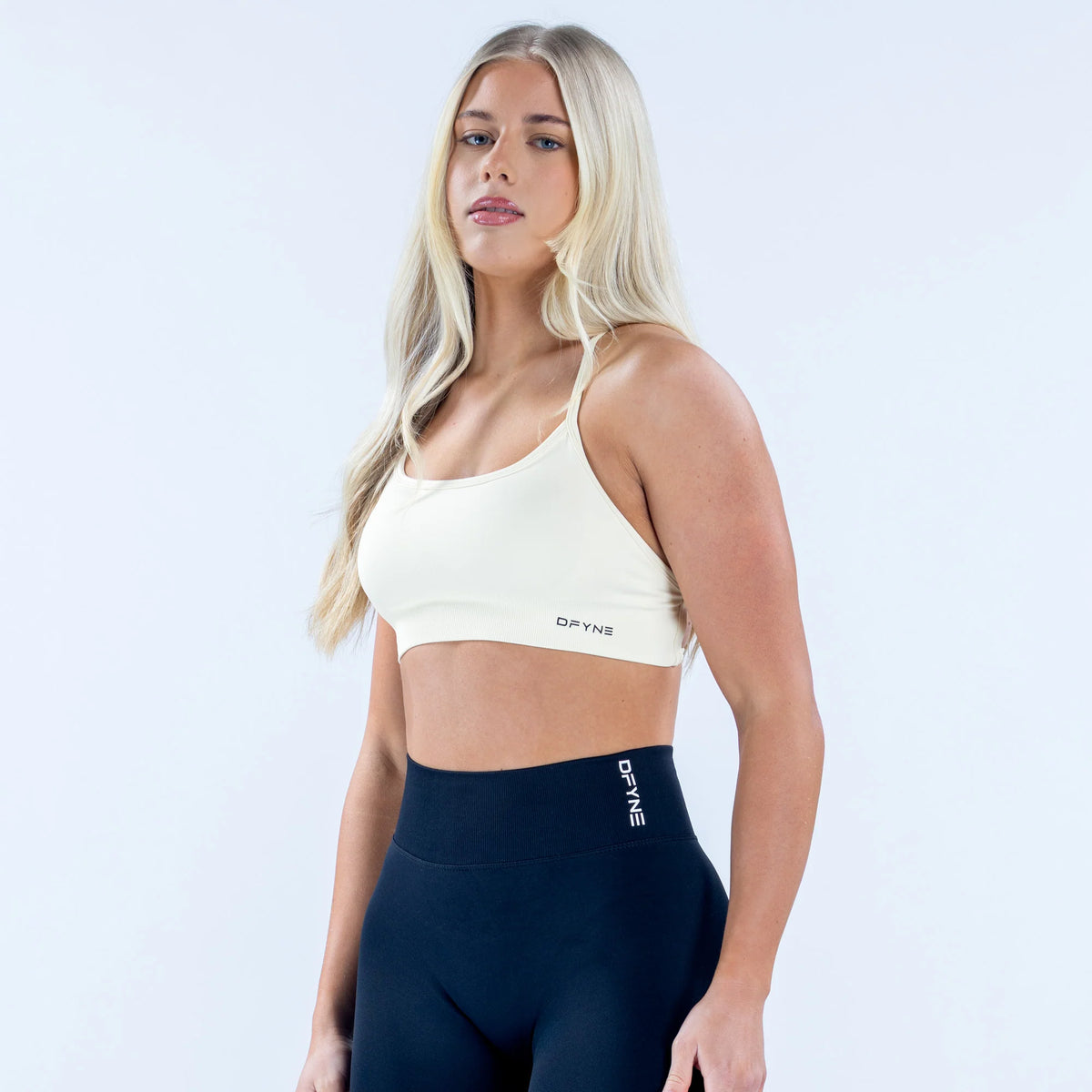 Dynamic Backless Sports Bra - White